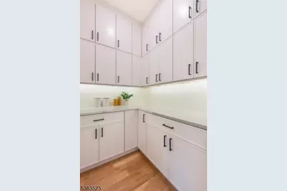 12 Coniston Rd, Millburn, NJ 07078 - Photo 15