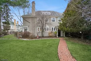 944 Madison Ave, Plainfield, NJ 07060 - Photo 1