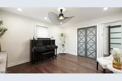 369 S Union Ave, Cranford Township, NJ 07016 - Photo 7