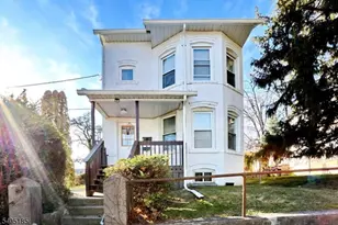 68 Mohawk Ave, Hawthorne, NJ 07506 - Photo 1