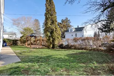 68 Mohawk Ave, Hawthorne, NJ 07506 - Photo 21