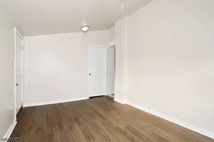 68 Mohawk Ave, Hawthorne, NJ 07506 - Photo 11