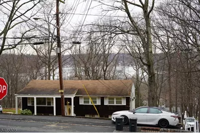 699 Lillian Rd, Mount Arlington, NJ 07850 - Photo 7