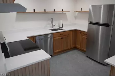 699 Lillian Rd, Mount Arlington, NJ 07850 - Photo 9