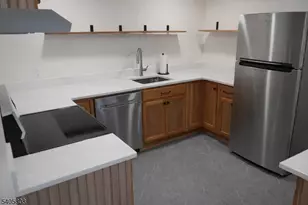 699 Lillian Rd, Mount Arlington, NJ 07850 - Photo 9