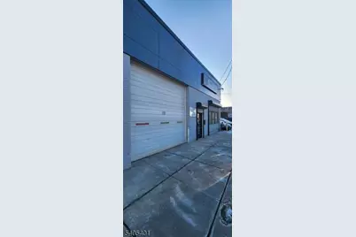 720 E Saint Georges Ave, Linden, NJ 07036 - Photo 3