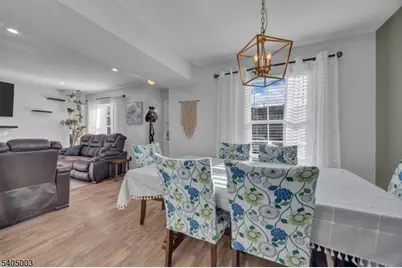 82 Almond Dr, Franklin Township, NJ 08873 - Photo 7