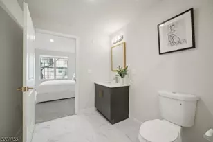 227 N Walnut St, East Orange, NJ 07017 - Photo 13