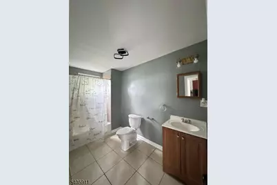 377 S 10th St #2, Newark, NJ 07103 - Photo 5