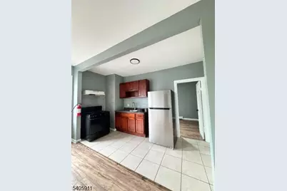377 S 10th St #2, Newark, NJ 07103 - Photo 1