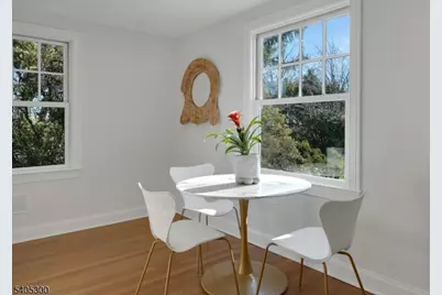 30 Edgecliff Rd, Montclair, NJ 07043 - Photo 9