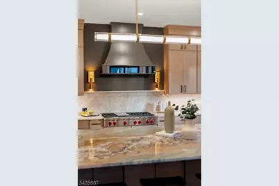 2 E Hartshorn Dr, Millburn, NJ 07078 - Photo 11