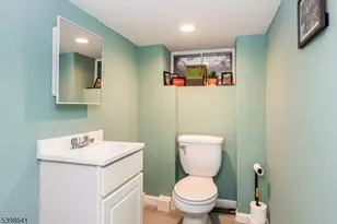 169 Heywood Ave, Orange, NJ 07050 - Photo 29