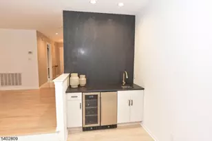 272 Belmont Pl, Mahwah, NJ 07430 - Photo 15