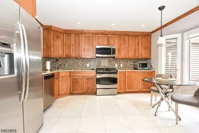 272 Belmont Pl, Mahwah, NJ 07430 - Photo 5