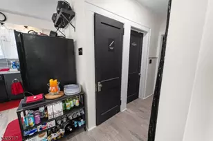 277 Newark Ave, Union Township, NJ 07083 - Photo 25