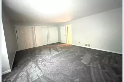 317 Jamestown Ct, Raritan Township, NJ 08822 - Photo 19