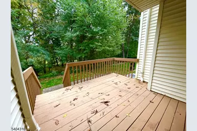 317 Jamestown Ct, Raritan Township, NJ 08822 - Photo 15