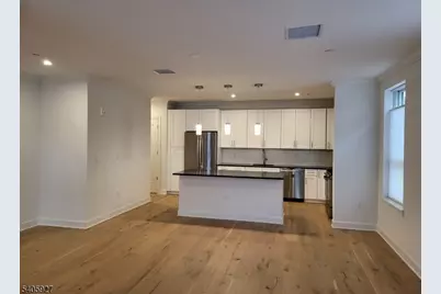 18 Ward St, Bloomfield, NJ 07003 - Photo 3