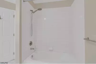 107 Gladstone Dr, Parsippany, NJ 07054 - Photo 15