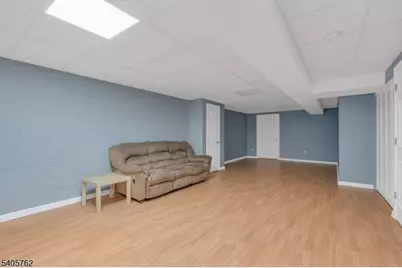 107 Gladstone Dr, Parsippany, NJ 07054 - Photo 17