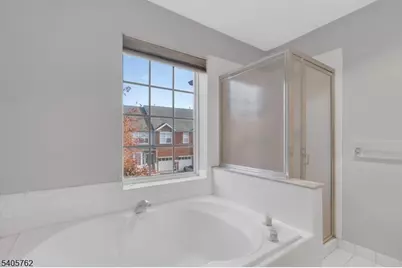 107 Gladstone Dr, Parsippany, NJ 07054 - Photo 11