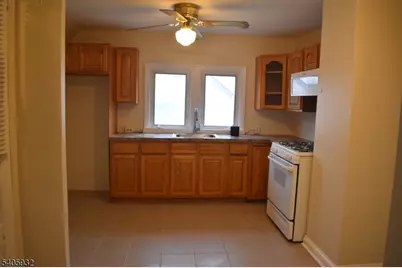 149 E 9th St, Clifton, NJ 07011 - Photo 11