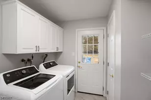 3 Radnor Ct, Hillsborough Township, NJ 08844 - Photo 11