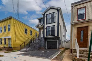 840 Martin St, Elizabeth, NJ 07201 - Photo 3