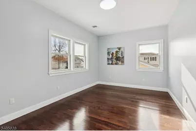 239 Suttons Ln, Edison, NJ 08817 - Photo 31