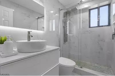 307 Prospect Ave #17D, Hackensack, NJ 07601 - Photo 9