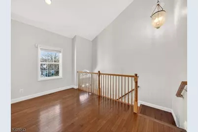 124 Barclay Dr, Nutley, NJ 07110 - Photo 17