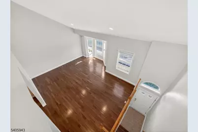 124 Barclay Dr, Nutley, NJ 07110 - Photo 19