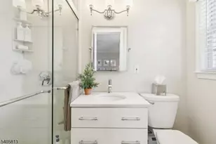 275 Linden Rd, Wayne, NJ 07470 - Photo 27