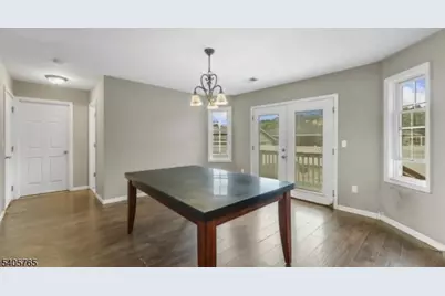 431 Raritan Rd, Linden, NJ 07036 - Photo 9