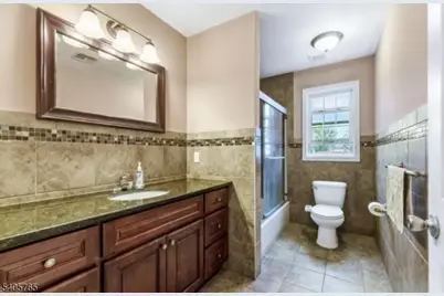 431 Raritan Rd, Linden, NJ 07036 - Photo 33