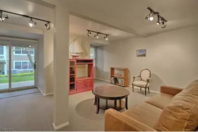 21 Eton Ct, Bedminster Township, NJ 07921 - Photo 29