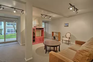 21 Eton Ct, Bedminster Township, NJ 07921 - Photo 29