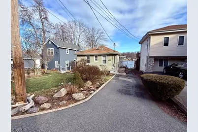 40 W Shore Rd, Denville, NJ 07834 - Photo 3