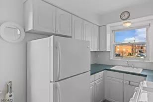 476 Joralemon St, Belleville Twp., NJ 07109 - Photo 11