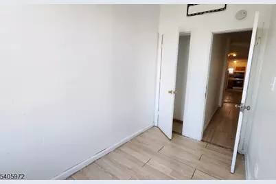 239 S 8th St, Newark, NJ 07103 - Photo 15