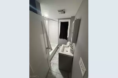 195 Preakness Ave, Paterson, NJ 07502 - Photo 5