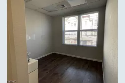 332 Lafayette St, Newark, NJ 07105 - Photo 11