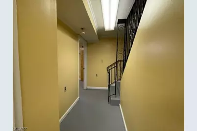 332 Lafayette St, Newark, NJ 07105 - Photo 35