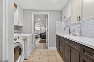 19 Springbrook Rd, Livingston, NJ 07039 - Photo 15