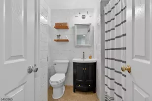 19 Springbrook Rd, Livingston, NJ 07039 - Photo 27