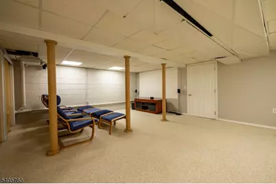 84 Stockton Ct, Parsippany, NJ 07950 - Photo 15