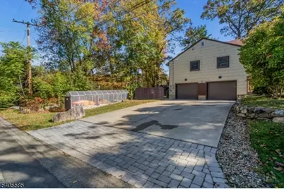 17 Brookwood Dr, Byram Township, NJ 07874 - Photo 35