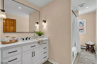 17 Brookwood Dr, Byram Township, NJ 07874 - Photo 19