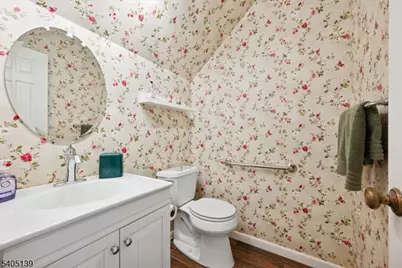 17 Coachlight Dr #17, Chatham Township, NJ 07928 - Photo 9